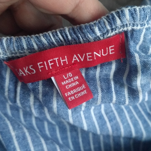 Beautiful dress by Saks Fifth Avenue🌸🍀🌼 - Picture 8 of 14